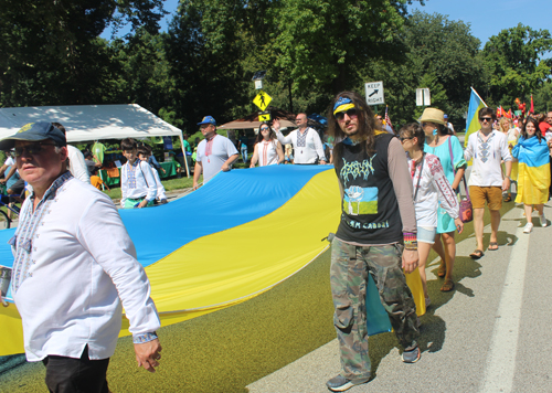 Ukrainian Cultural Garden in the Parade of Flags